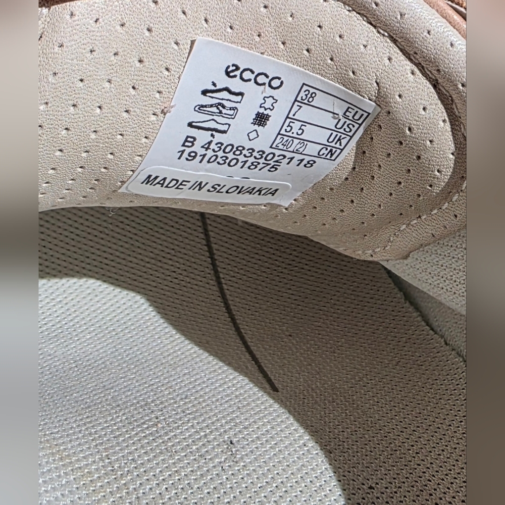 ECCO Soft 7 Pink Sneakers - Picture 5 of 6